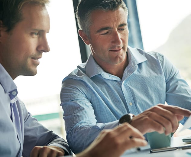Two colleagues having a discussion.